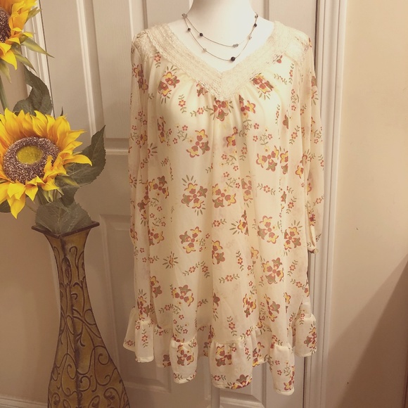 Topshop Other - Top shop sheer beach cover up size 4